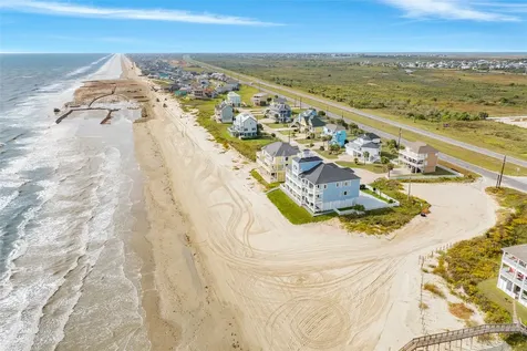 12207 Hershey Beach Galveston TX 77554