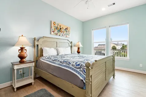 4210 Sandpiper Galveston TX 77554