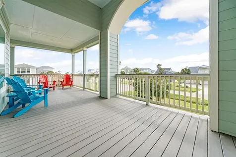 4210 Sandpiper Galveston TX 77554