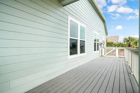 4210 Sandpiper Galveston TX 77554