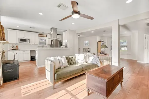 3037 Longwood Lane Dickinson TX 77539