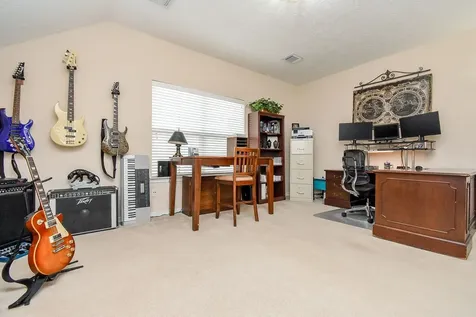 1446 Sherwood Park Circle Houston TX 77043