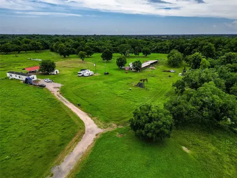 38929 Sampson Road Brookshire TX 77423