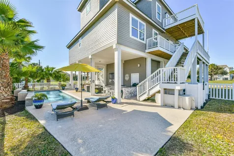 3635 Foremast Drive Galveston TX 77554