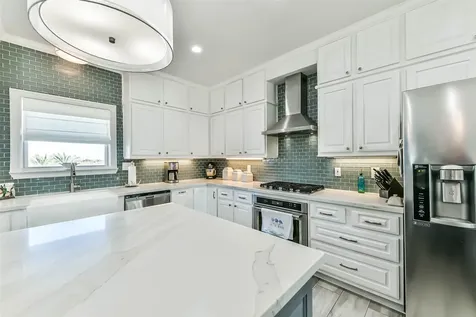 3635 Foremast Drive Galveston TX 77554