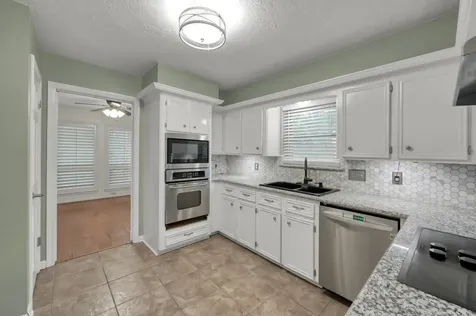 1351 Trailwood Village Drive Kingwood TX 77339