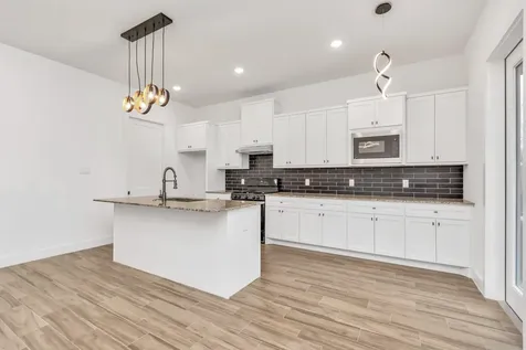 5616 Savyon Drive Houston TX 77091