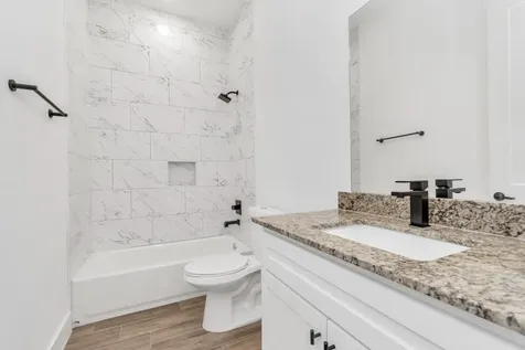 5616 Savyon Drive Houston TX 77091