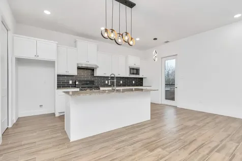 5616 Savyon Drive Houston TX 77091