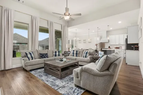 2725 Lakeside Shore Drive League City TX 77573