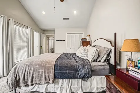 7447 Cambridge Street 73 Houston TX 77054