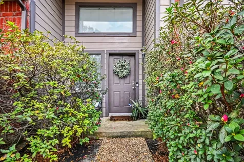 7447 Cambridge Street 73 Houston TX 77054