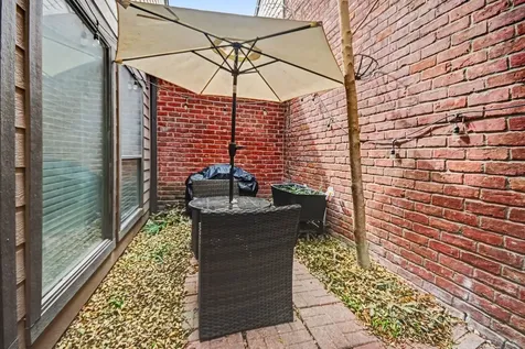 7447 Cambridge Street 73 Houston TX 77054