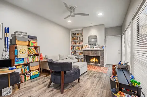 7447 Cambridge Street 73 Houston TX 77054