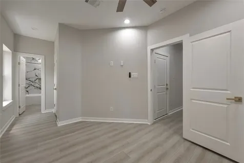 2805 Tierwester Street Houston TX 77004