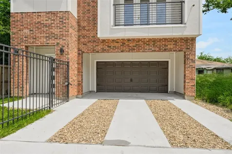 2805 Tierwester Street Houston TX 77004