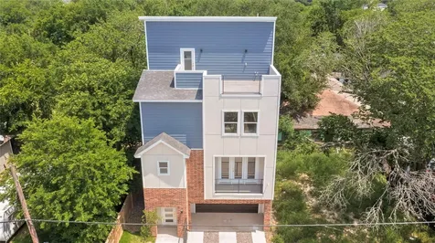 2805 Tierwester Street Houston TX 77004