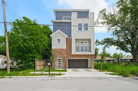 2805 Tierwester Street Houston TX 77004