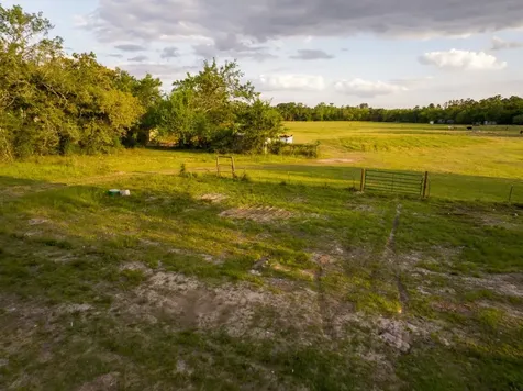 000 Fm 1696 Huntsville TX 77340