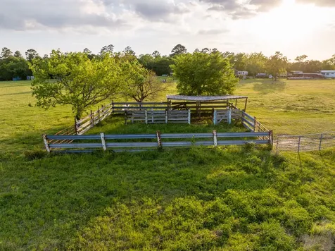 000 Fm 1696 Huntsville TX 77340