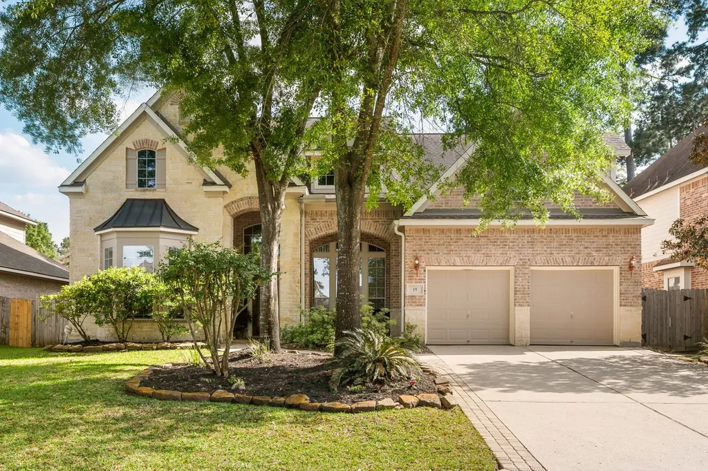 15 Monet Bend Place The Woodlands TX 77382