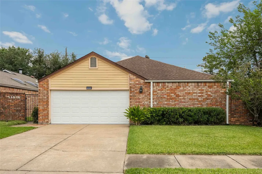 13010 Worthington Street Sugar Land TX 77478