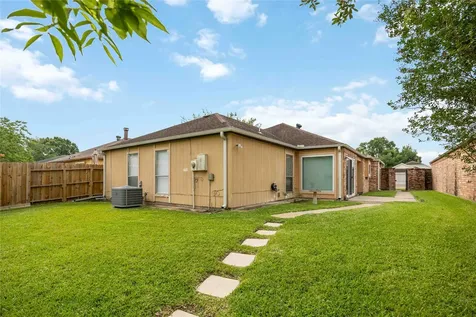 13010 Worthington Street Sugar Land TX 77478