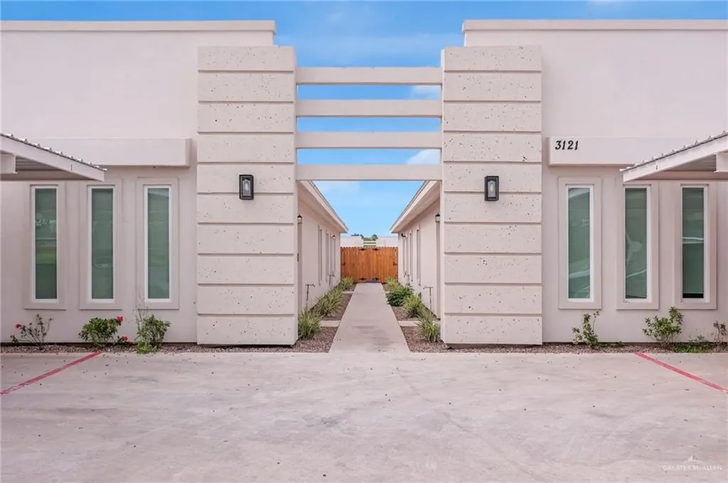 Weslaco TX, 3121 Briggs Road