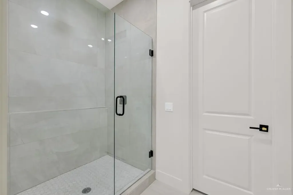 2309 Trinity Avenue Mcallen TX 78504