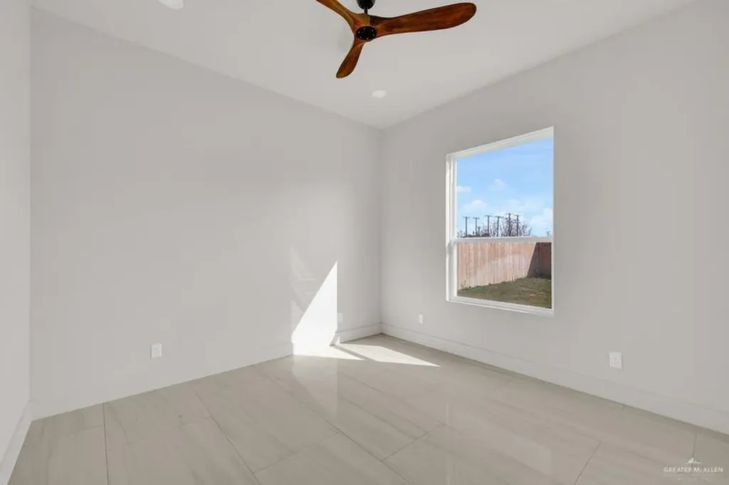 2309 Trinity Avenue Mcallen TX 78504