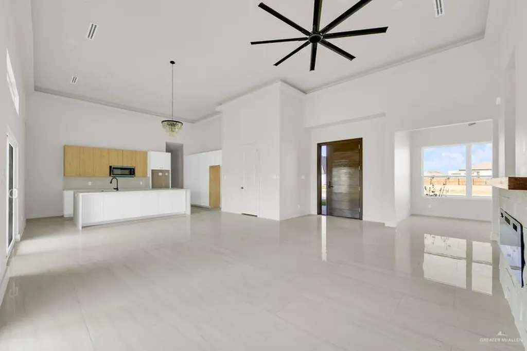 2309 Trinity Avenue Mcallen TX 78504