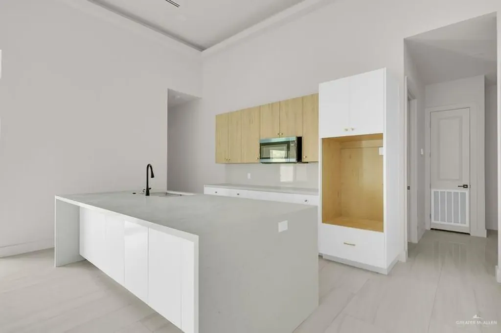 2309 Trinity Avenue Mcallen TX 78504