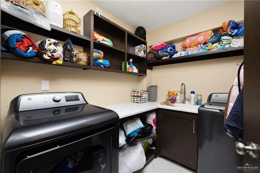 704 Goodwin Acres Road Palmview TX 78574