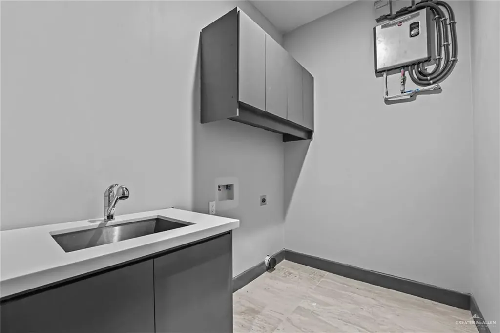 2321 Martha's Lane Mission TX 78573