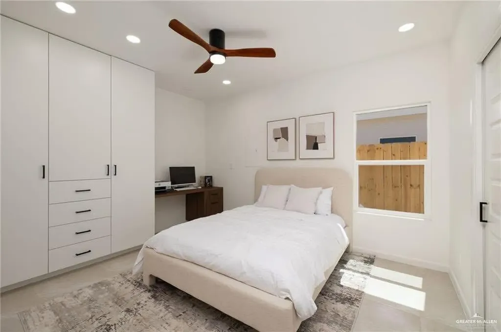 5601 Providence Avenue Mcallen TX 78504