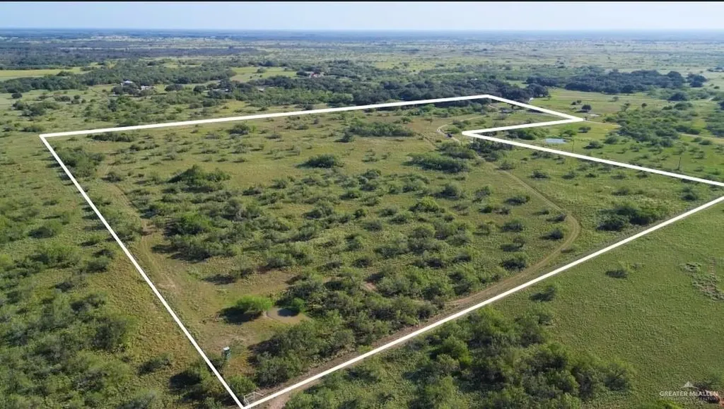 Cr 305 Lucero Street Encino TX 78353