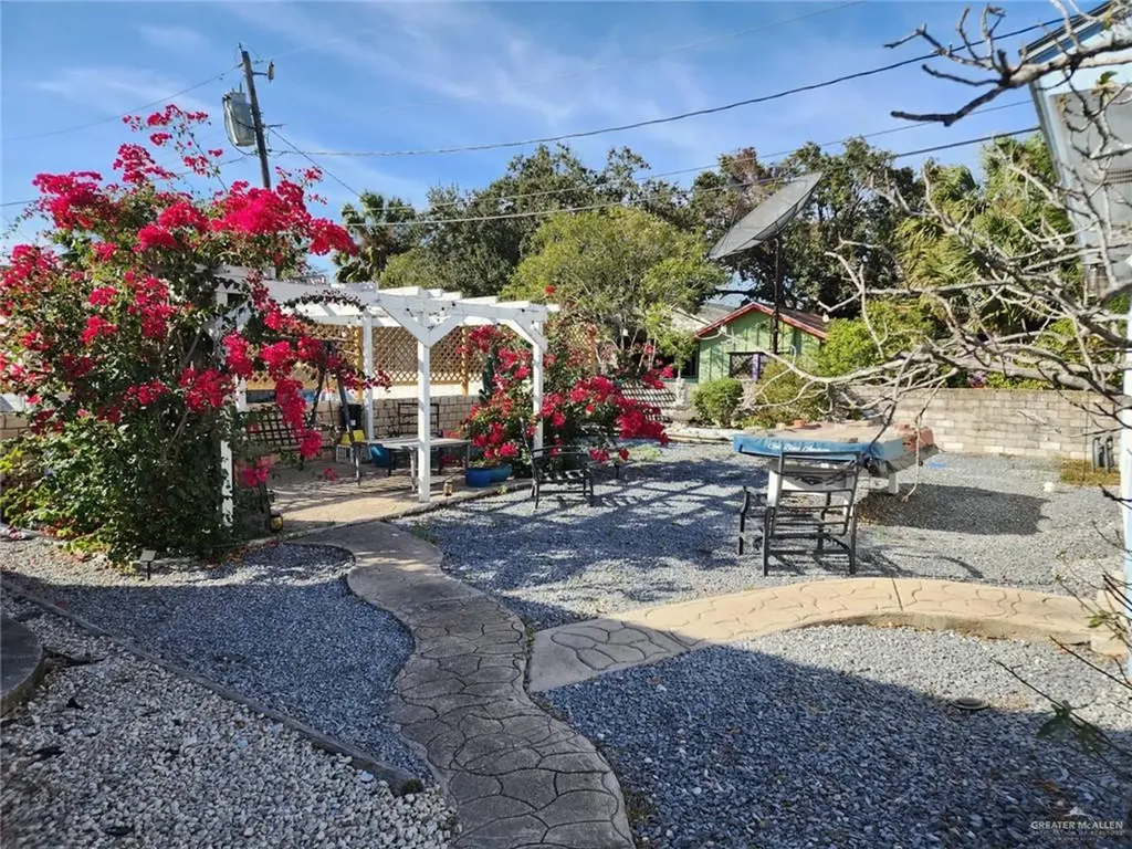 1024 Laurel Avenue Mcallen TX 78501