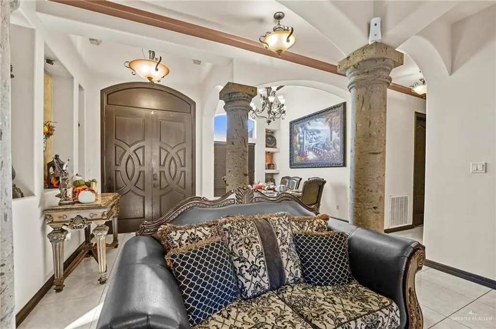 2116 Tiffany Drive Mission TX 78573