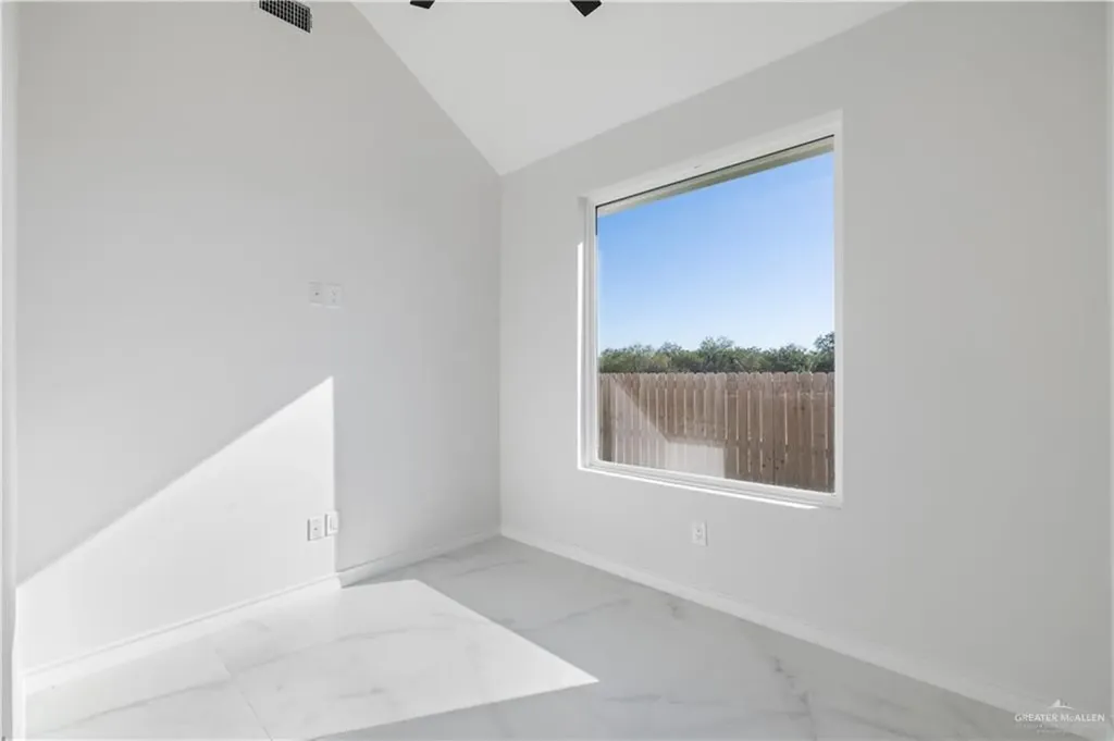 8006 N 48th Lane Mcallen TX 78504