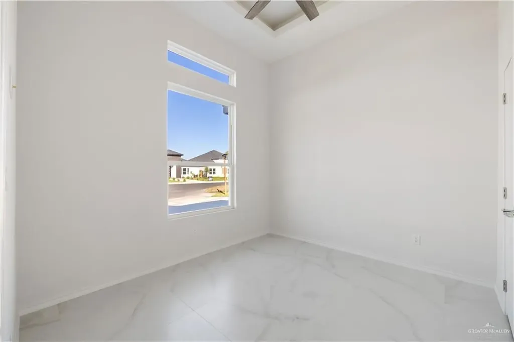 8006 N 48th Lane Mcallen TX 78504