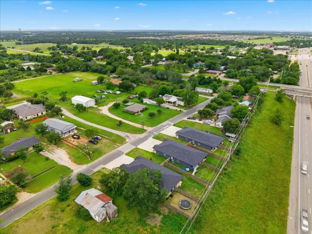 113 Fisher Street Elgin TX 78621