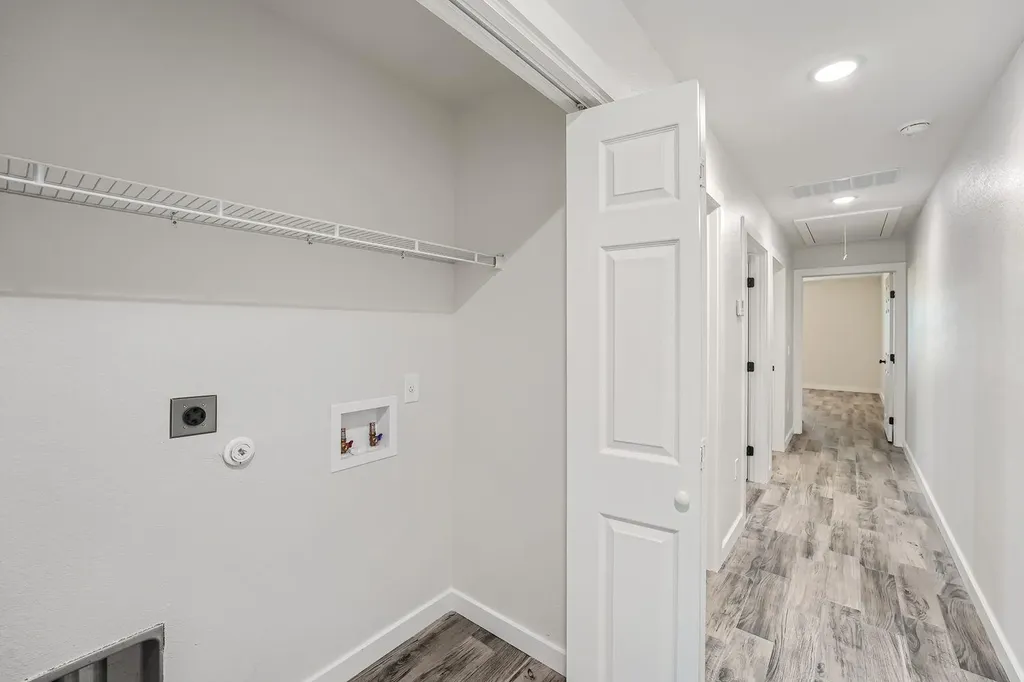 113 Fisher Street Elgin TX 78621