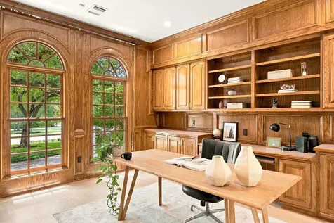 3608 Woodcutters Way Austin TX 78746