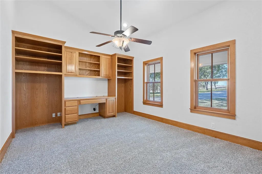400 County Road 483 Taylor TX 76574