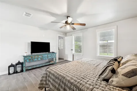 5530 Us Highway 90a W Shiner TX 77984