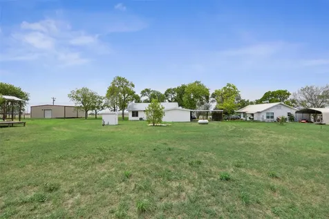 5530 Us Highway 90a W Shiner TX 77984