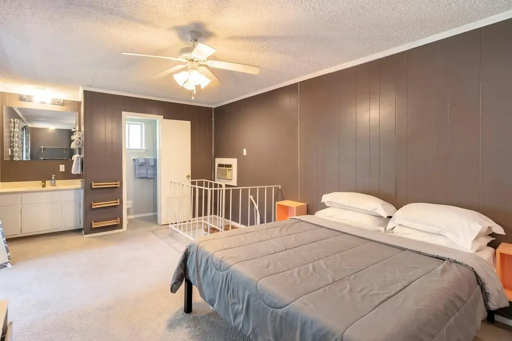 1711 Deerfield Drive Austin TX 78741