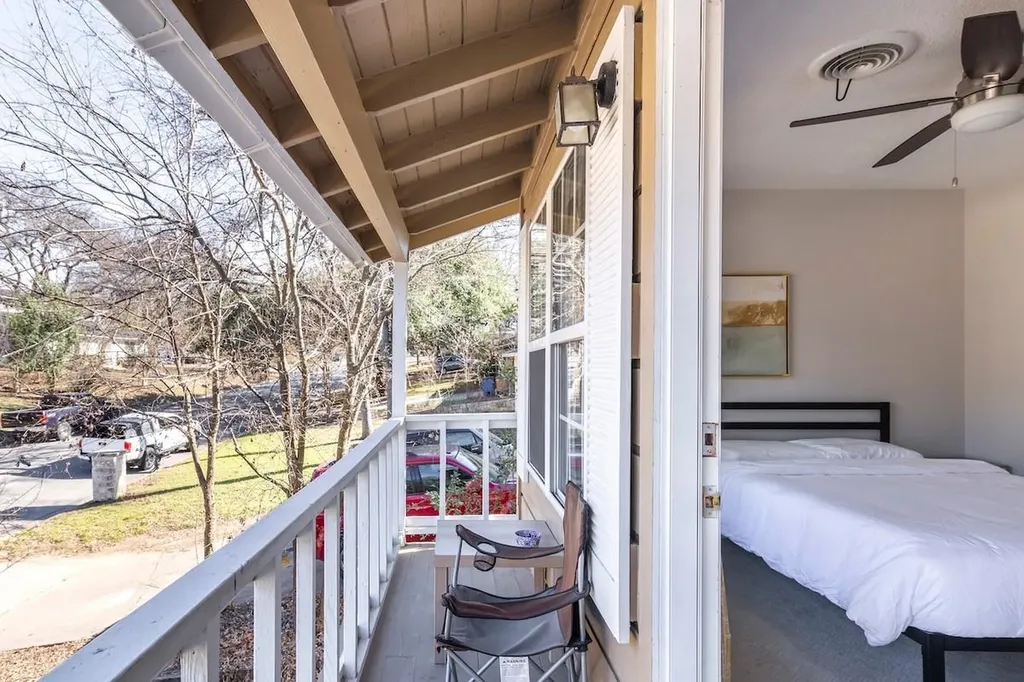 1711 Deerfield Drive Austin TX 78741