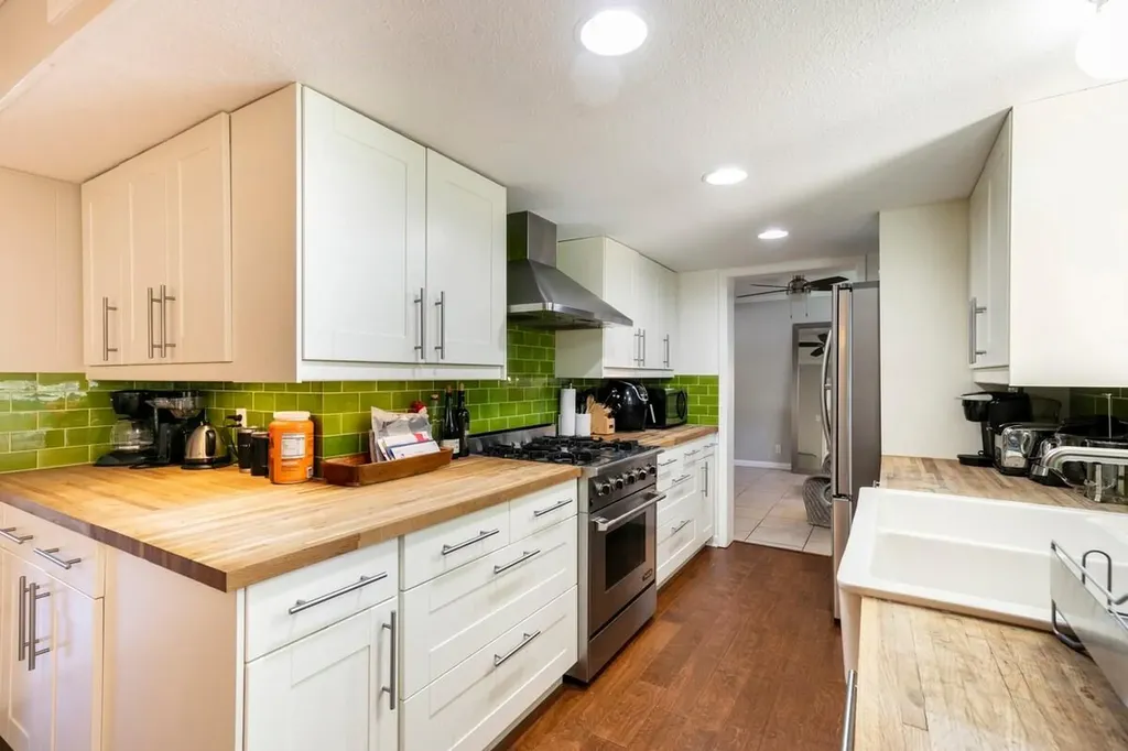 1711 Deerfield Drive Austin TX 78741