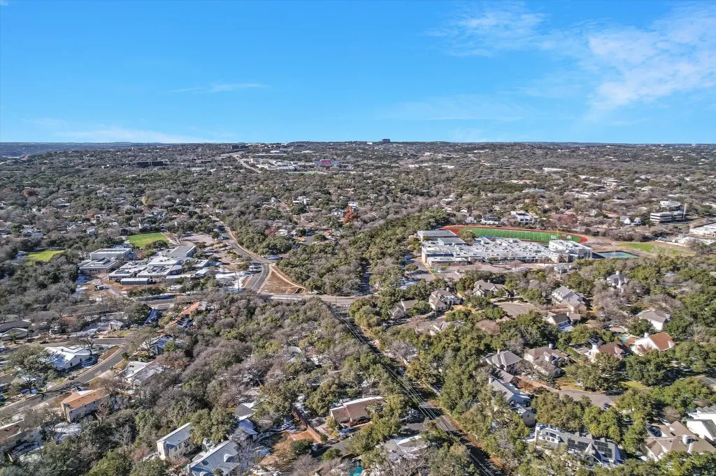 3207 Eanes Circle Austin TX 78746